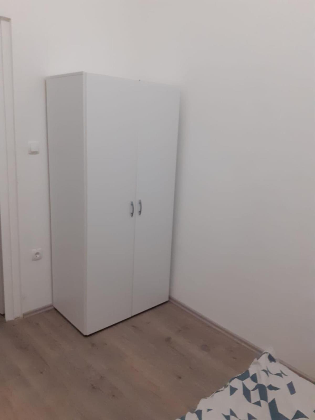 Fantomas*** City Center Apartments No2 3Bedroom + Living Room ソンバトヘイ エクステリア 写真