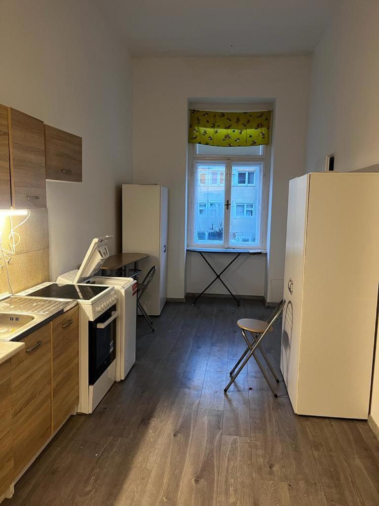 Fantomas*** City Center Apartments No2 3Bedroom + Living Room ソンバトヘイ エクステリア 写真